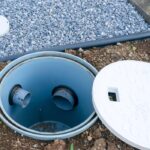 Odwodnienie liniowe w ogrodzie – jak skutecznie zamontować?