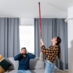 Pęknięcia sufitu po zakupie domu – przyczyny i naprawa